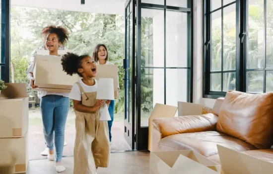 Copper-Ridge-Rentals-Family-Moving-In-New-Home